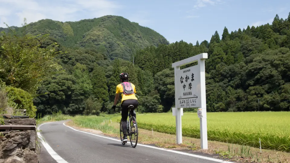 Uncover the wonders of biking in Japan with Kyushu’s Maple Yaba Cycling Road